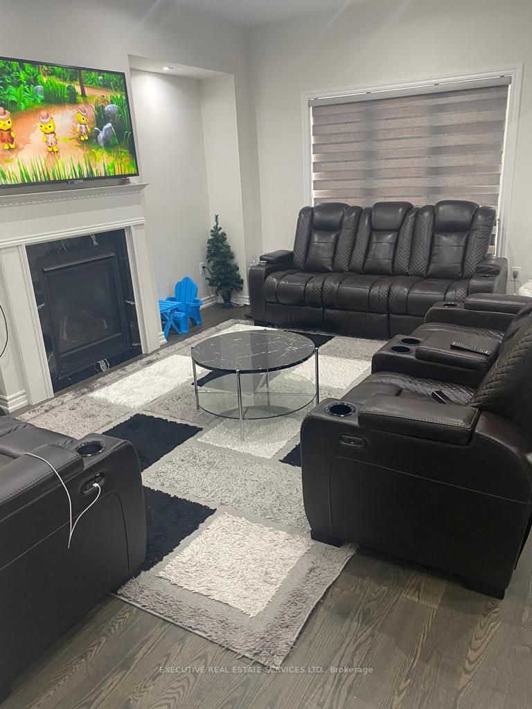 36 Faders Dr, #Upper