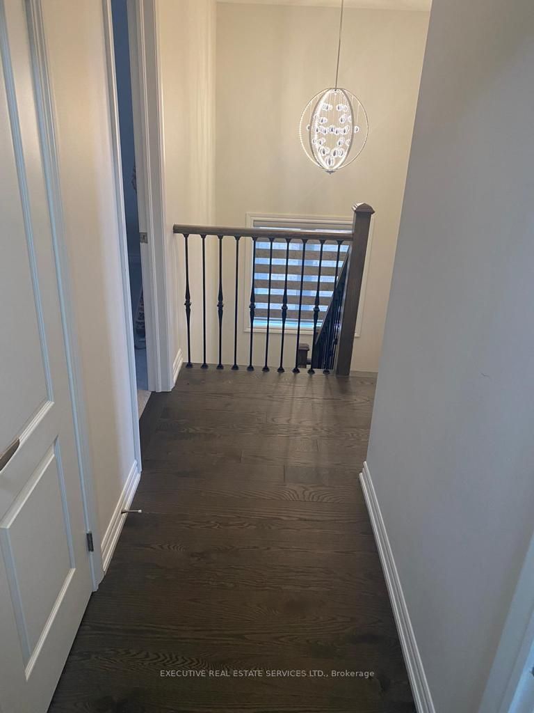 36 Faders Dr, #Upper