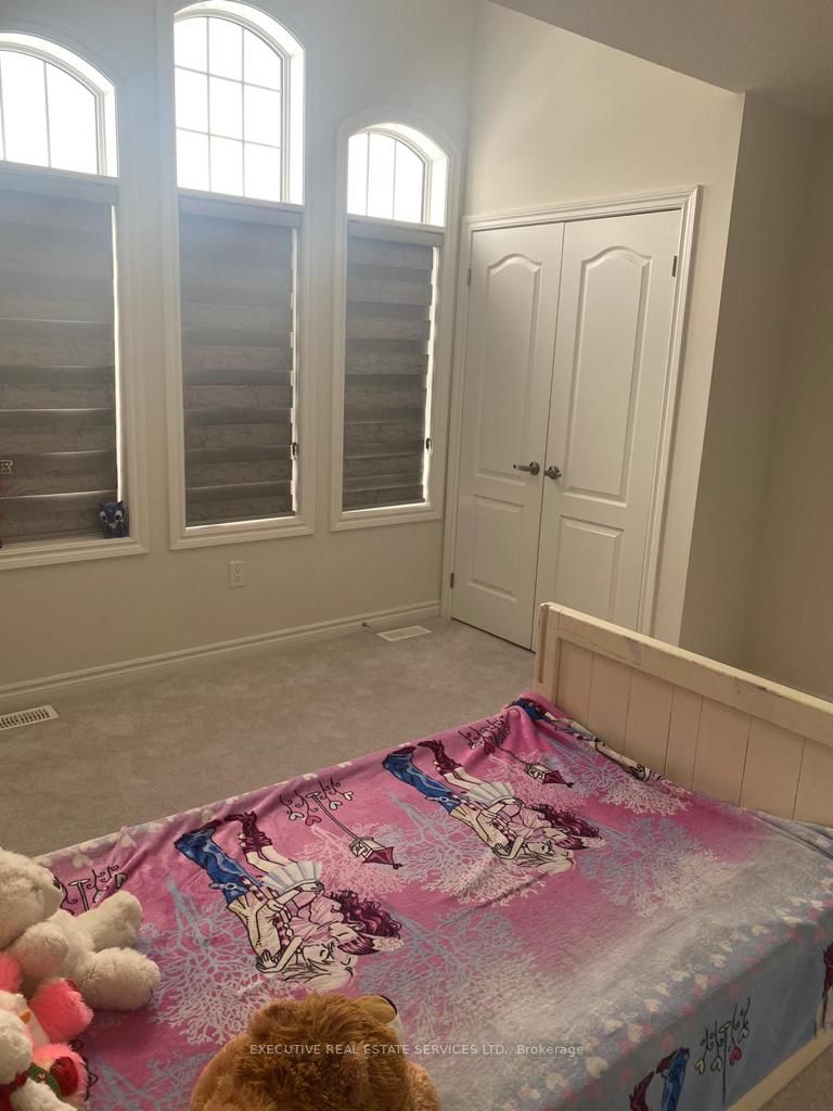 36 Faders Dr, #Upper