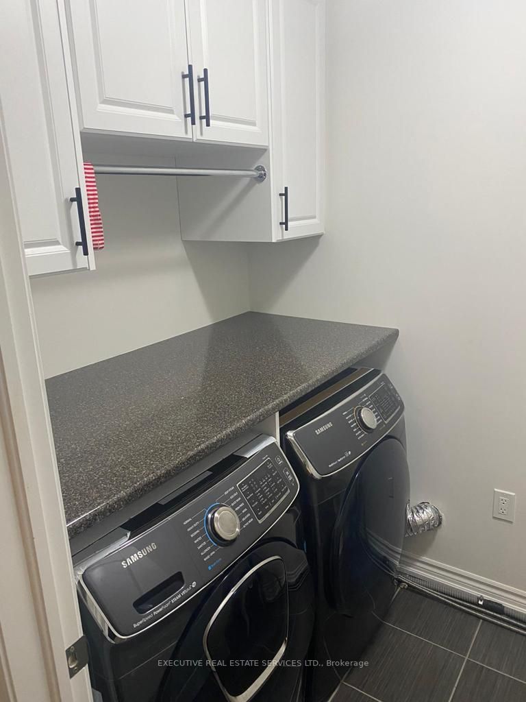 36 Faders Dr, #Upper