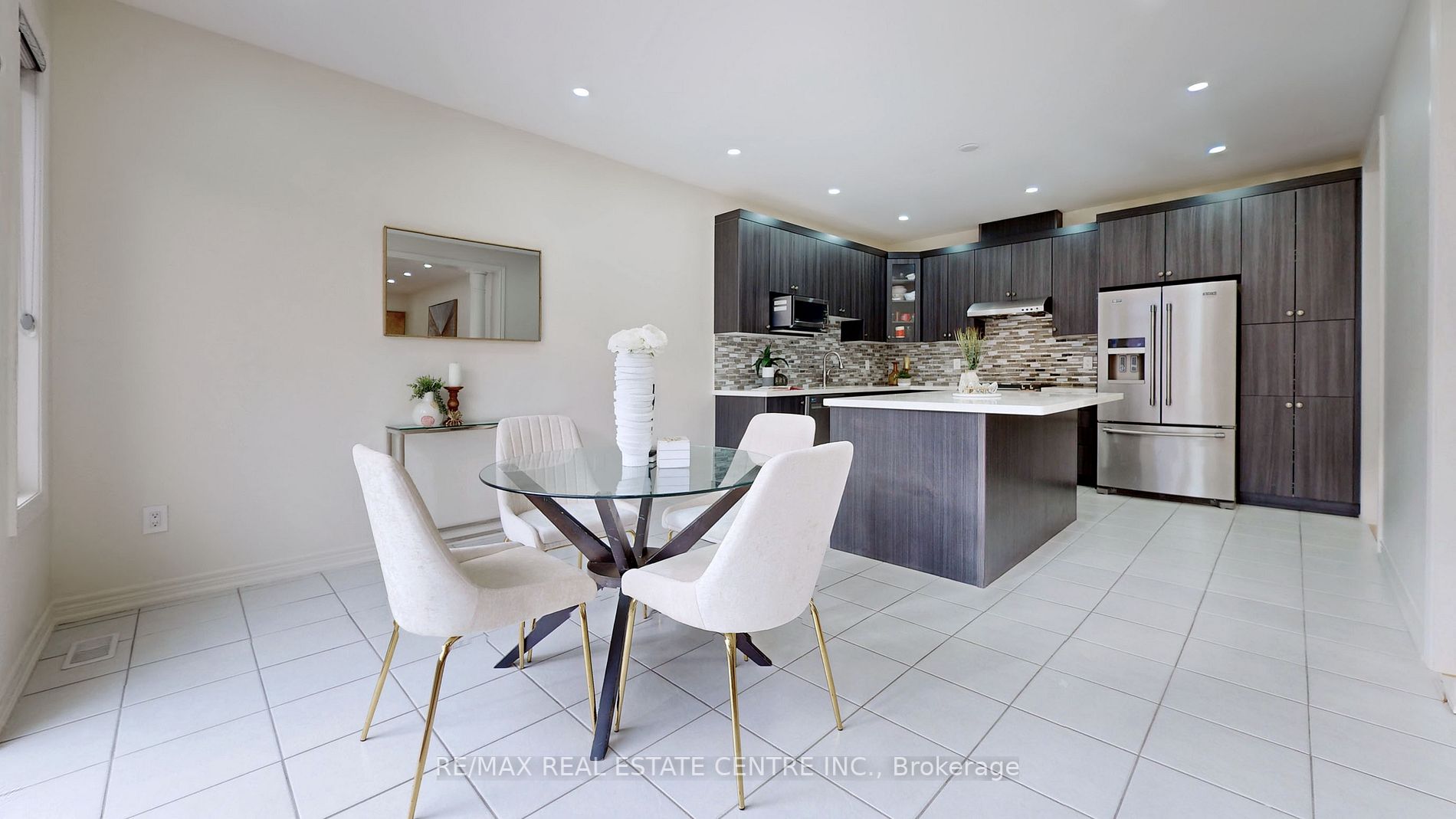 25 Fann Dr