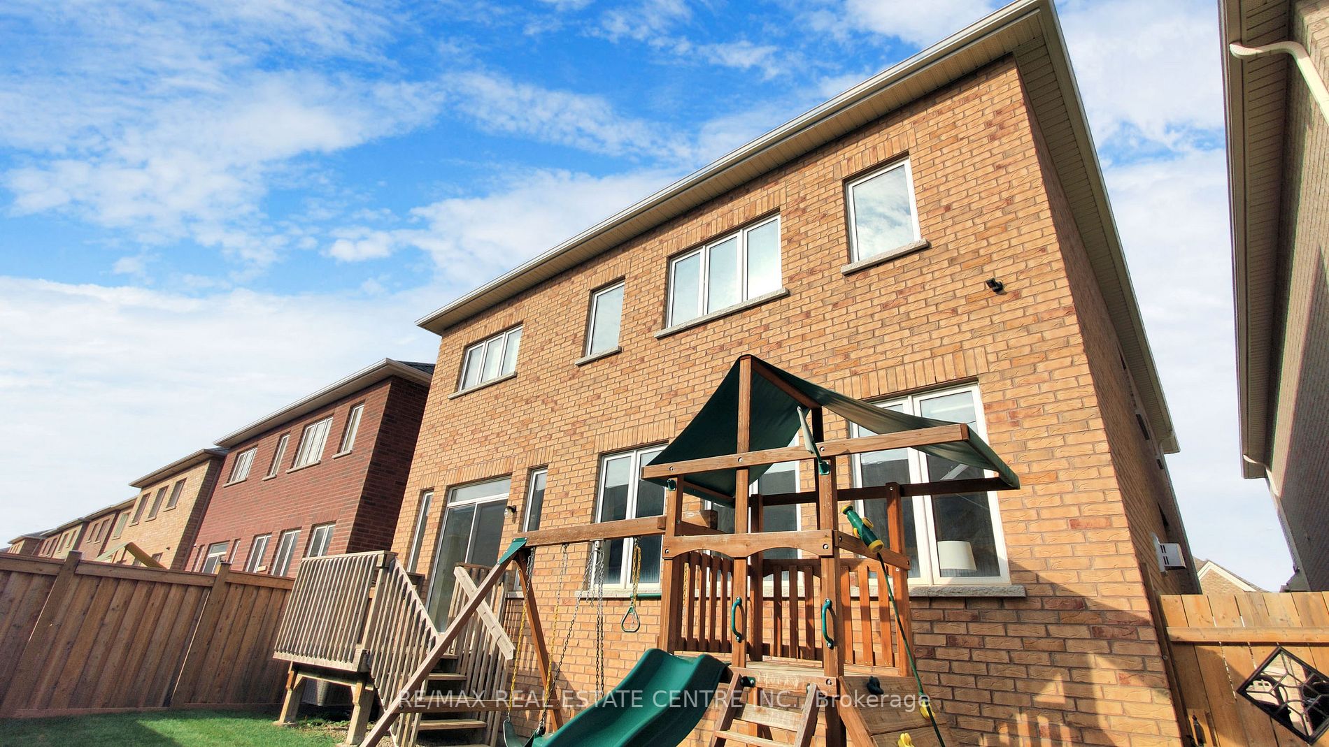 25 Fann Dr