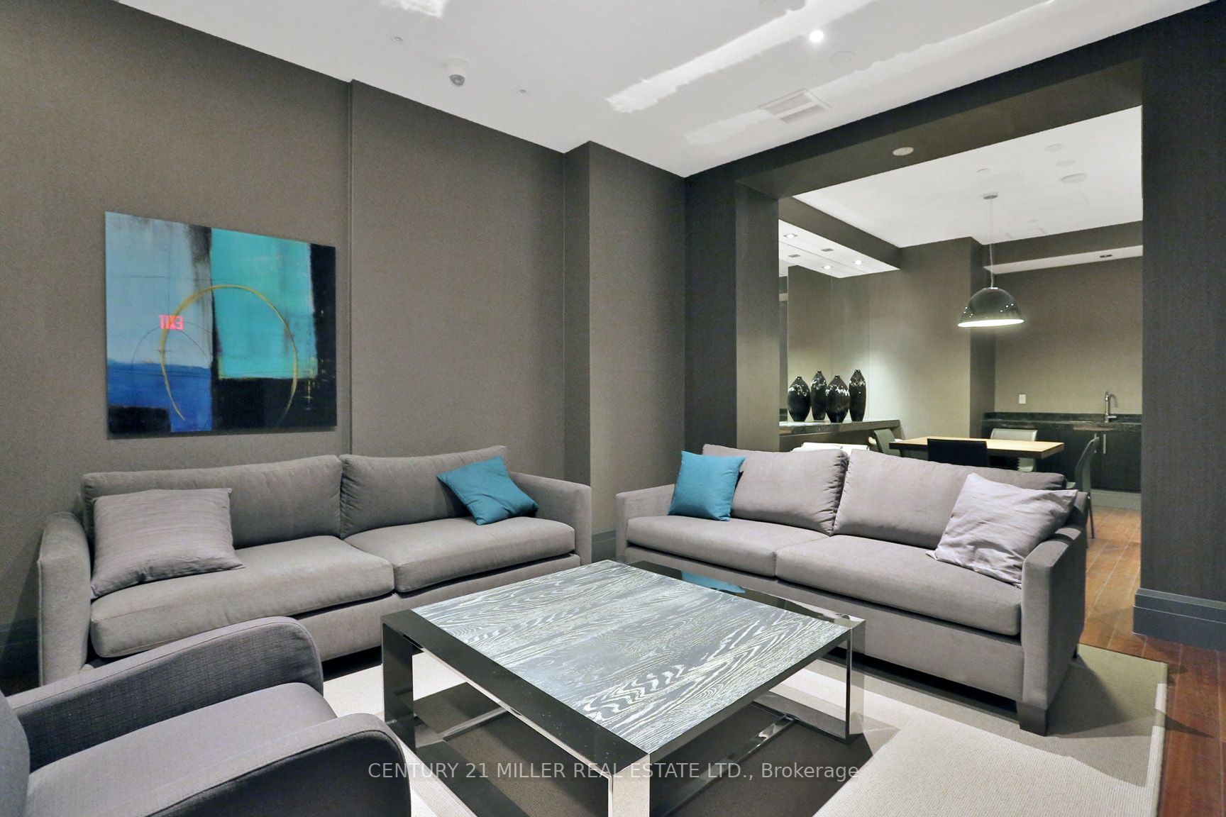 65 Speers Road, #404