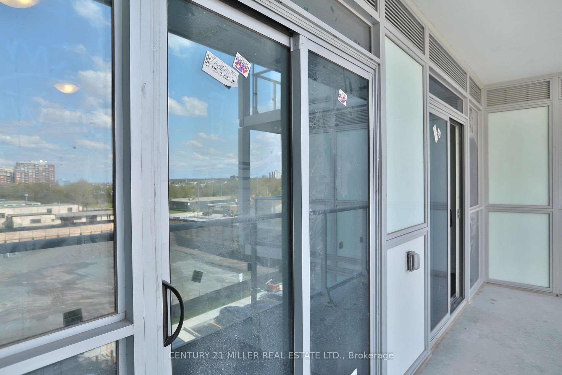 65 Speers Road, #404