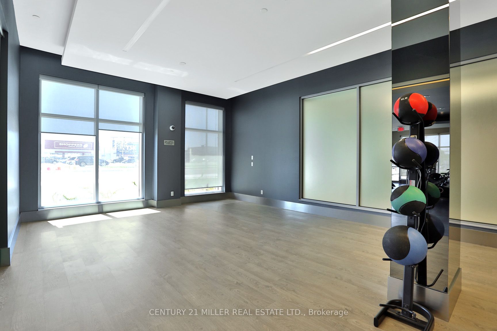 65 Speers Road, #404