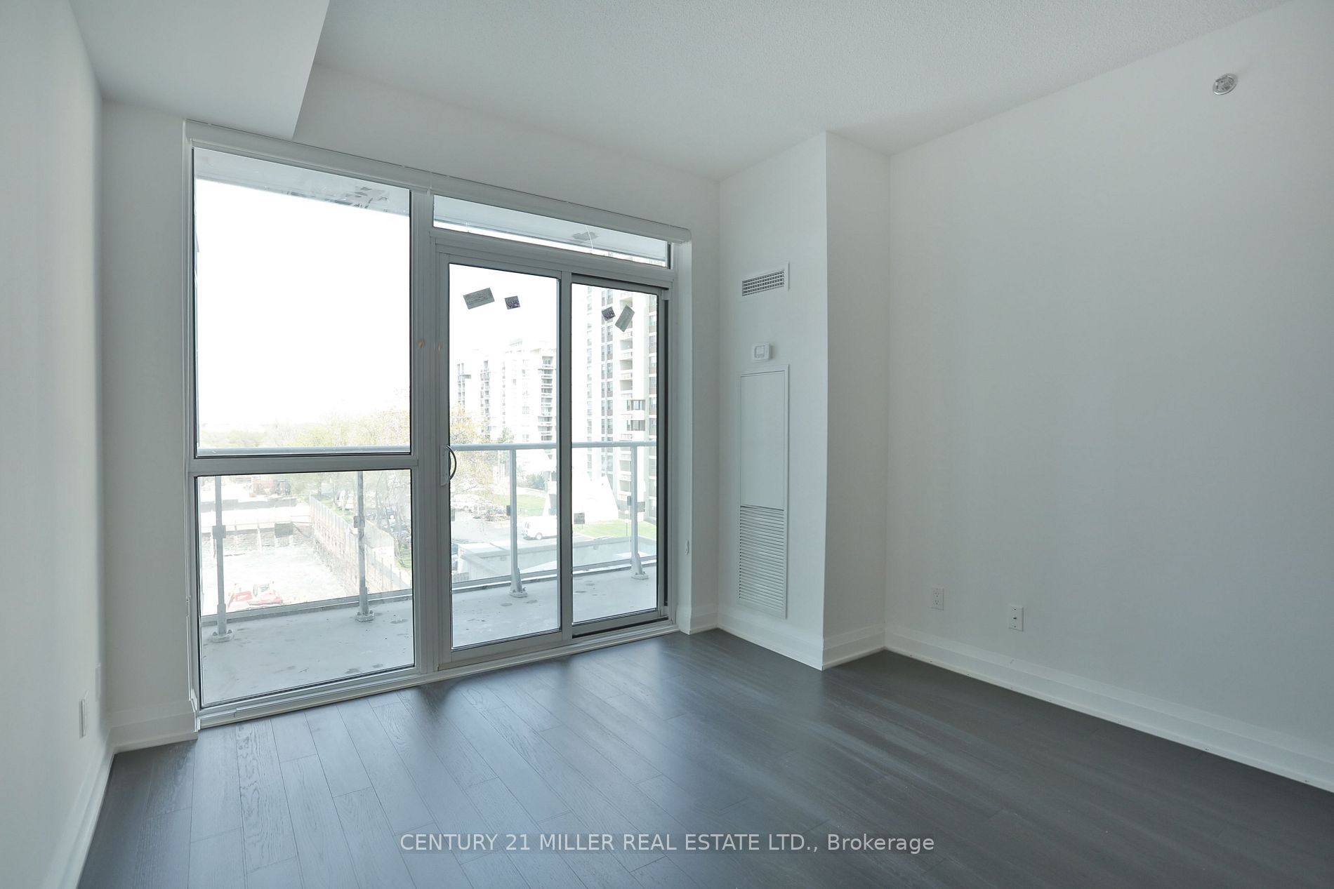 65 Speers Road, #404