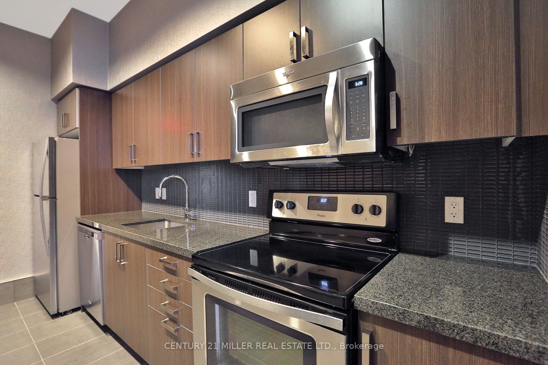 65 Speers Road, #404