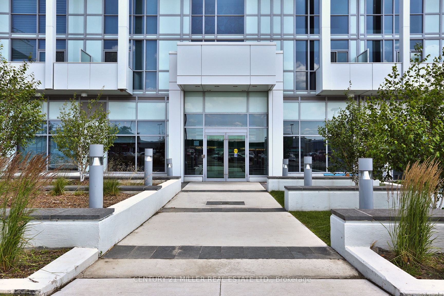 65 Speers Road, #404