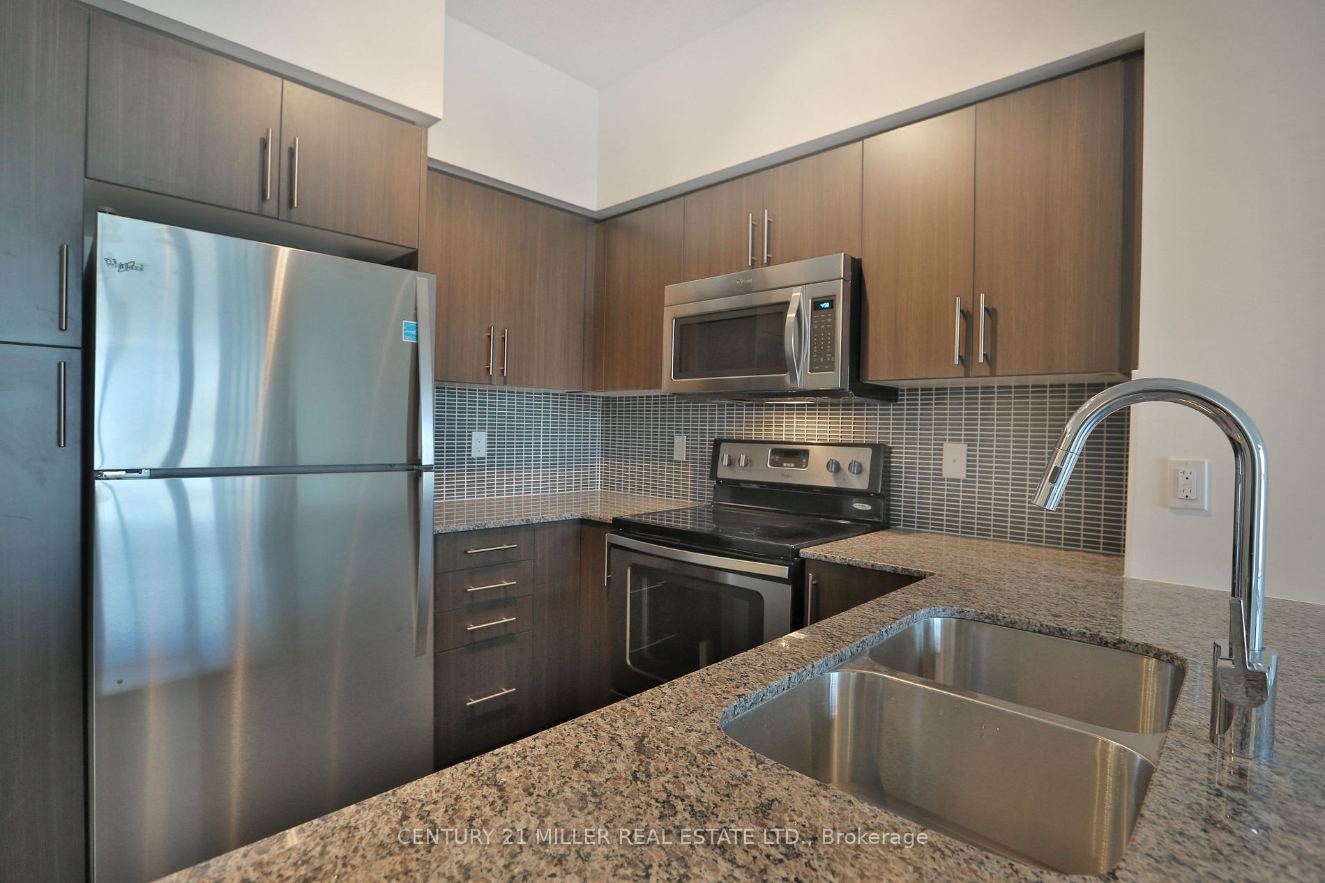 65 Speers Road, #404