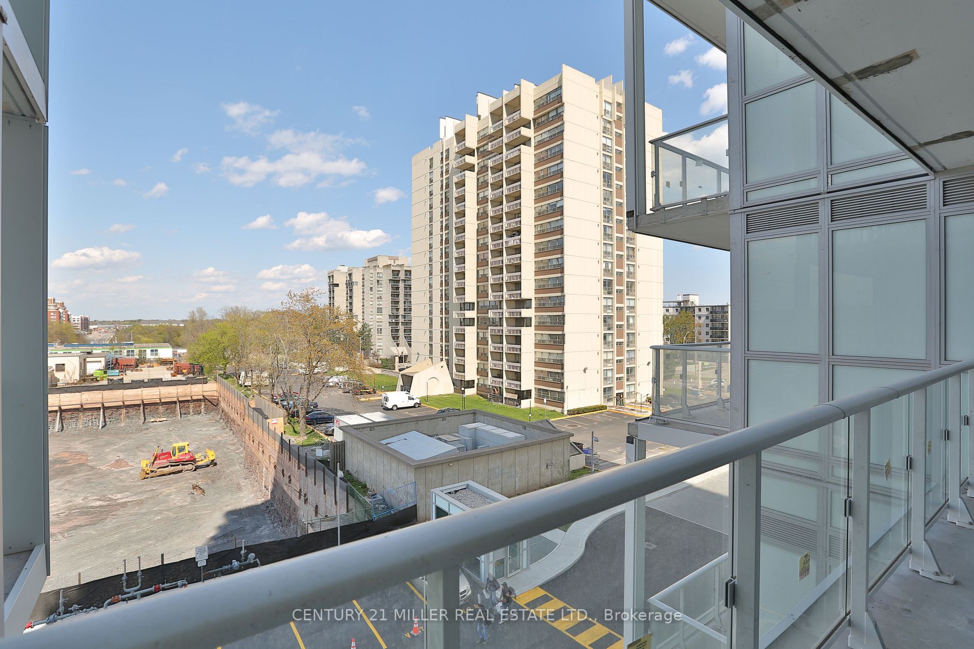 65 Speers Road, #404
