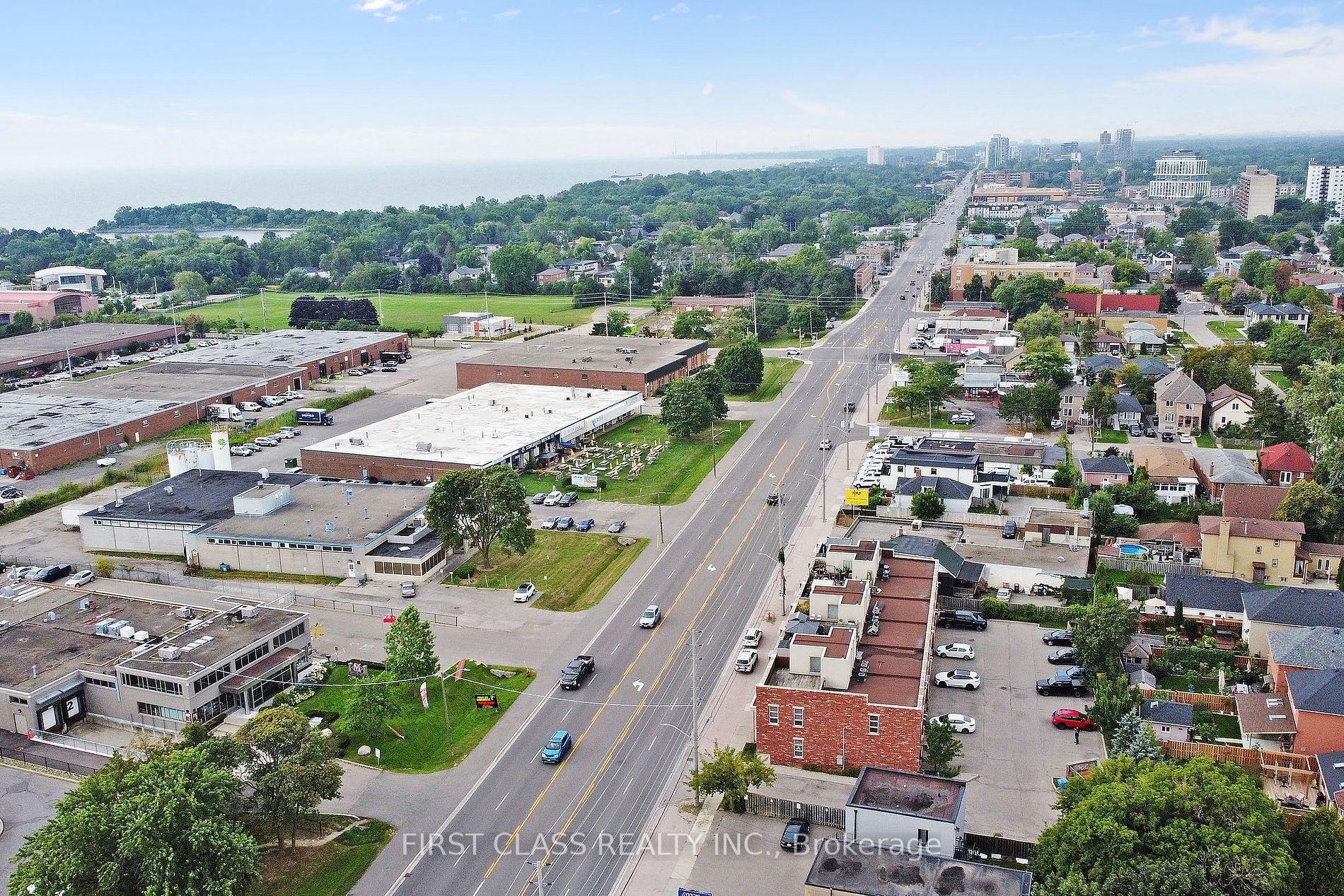 885 Lakeshore Rd E, #11