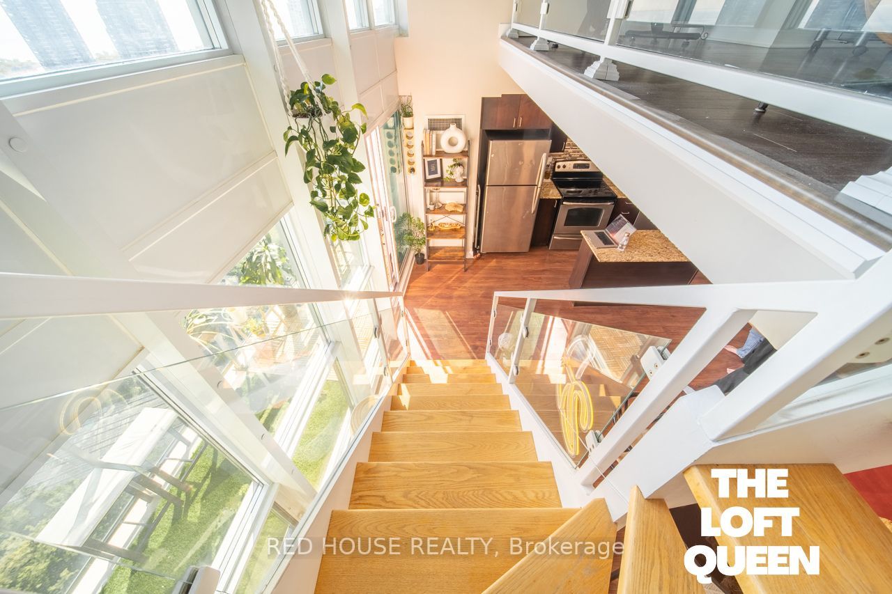 155 Legion Rd N, #2503