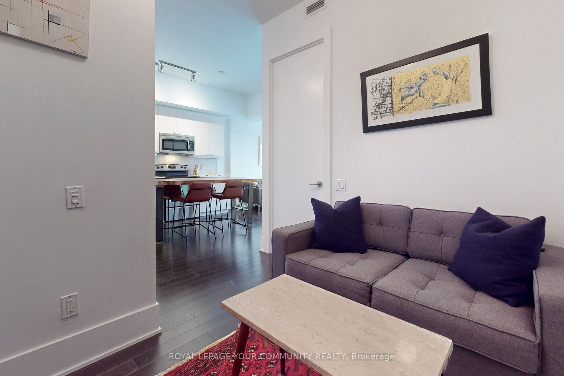 103 The Queensway, #2806