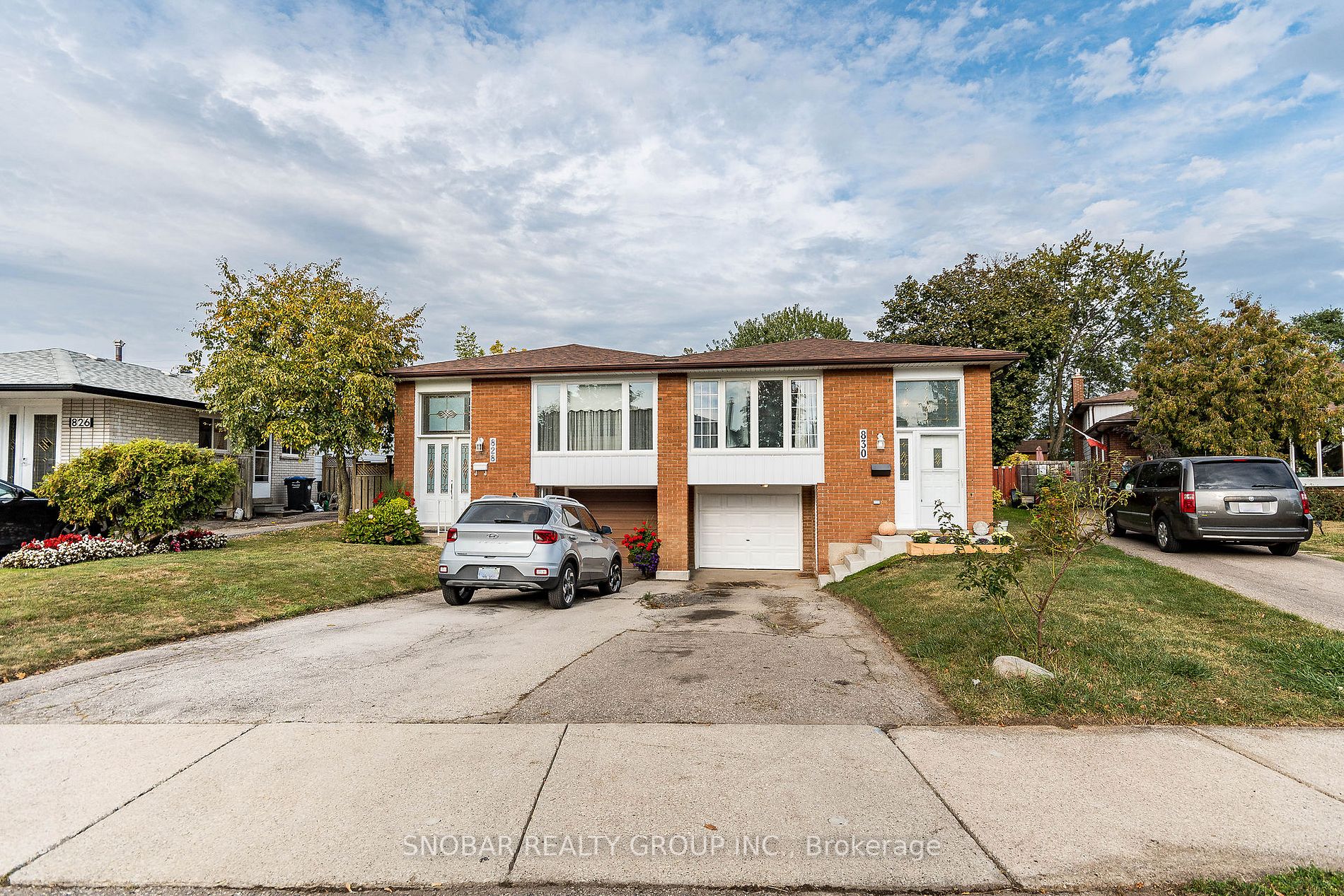 830 Eaglemount Cres