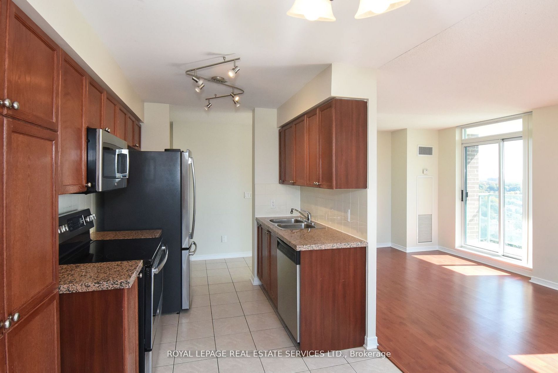 4889 Kimbermount Ave, #1408