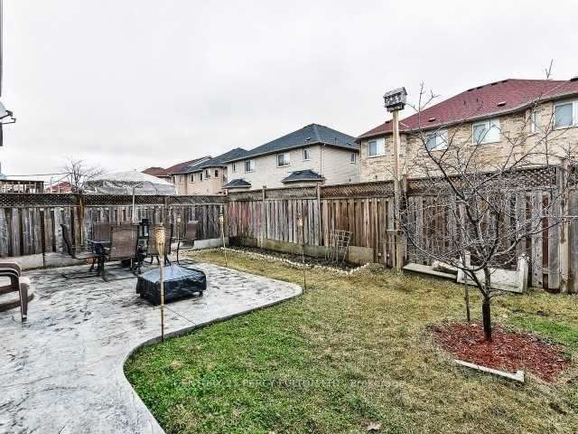 17 Pathmaster Rd