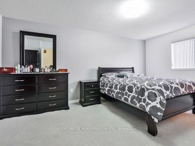 17 Pathmaster Rd