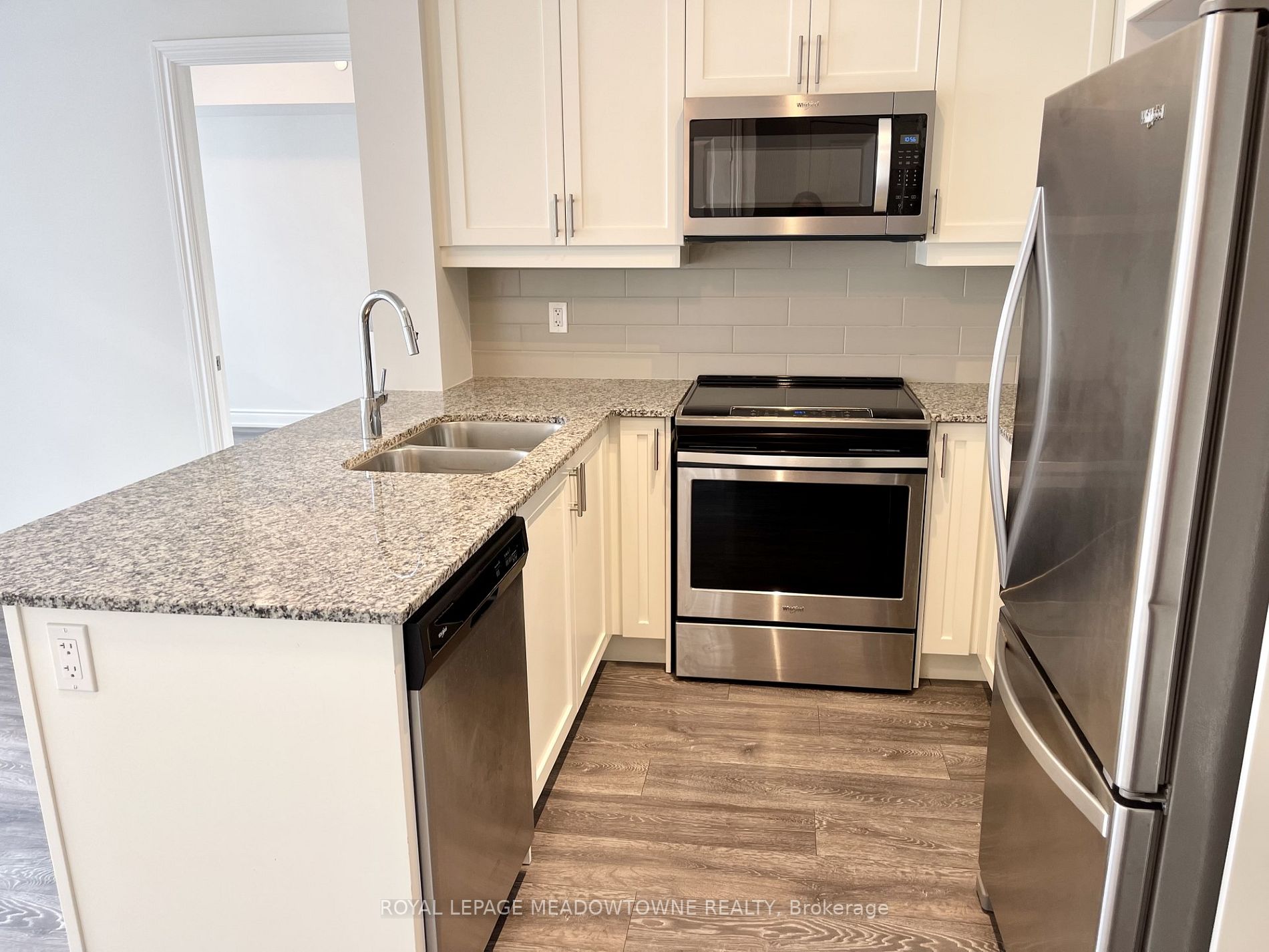 1050 Main Street E, #603