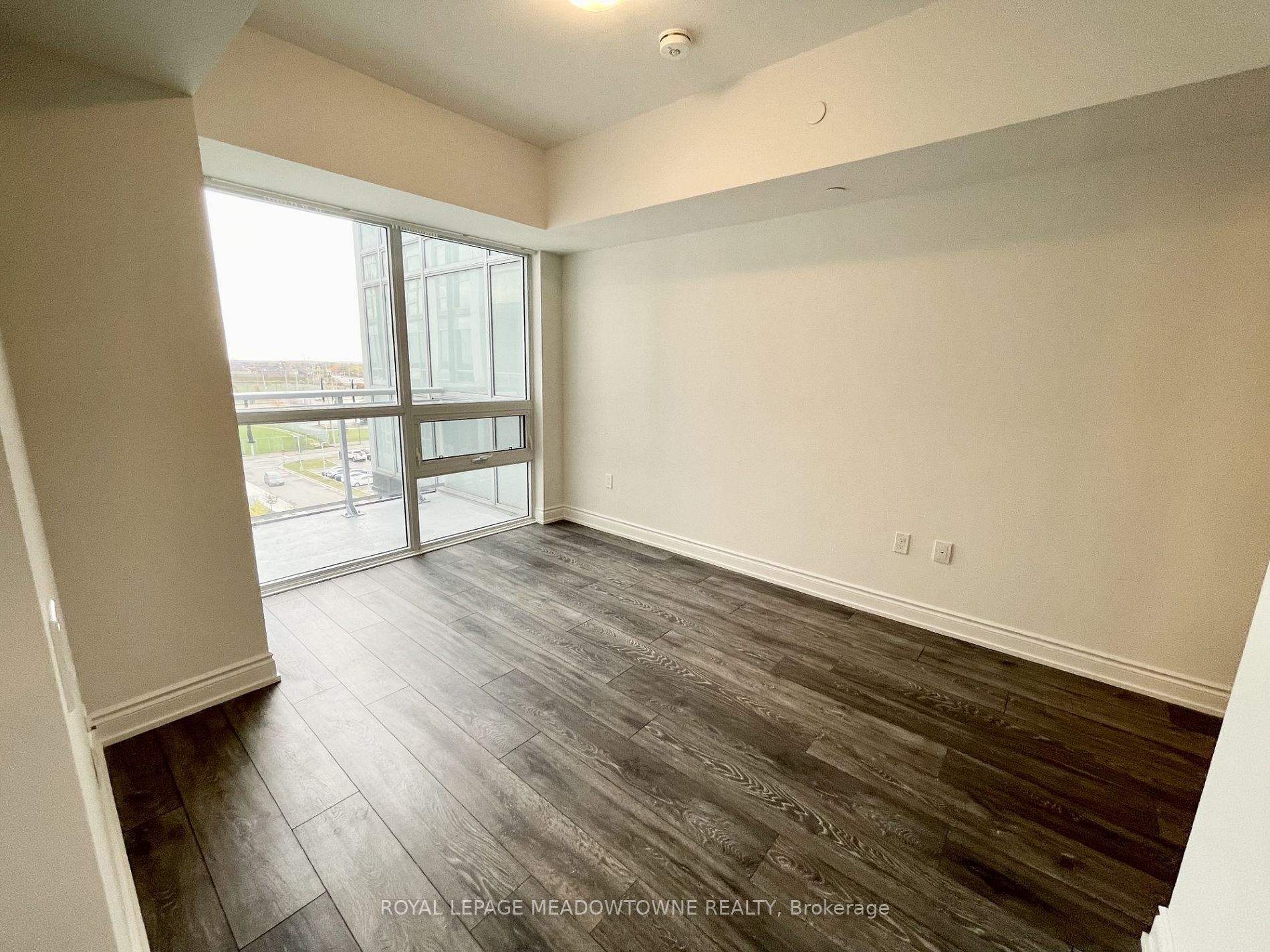 1050 Main Street E, #603
