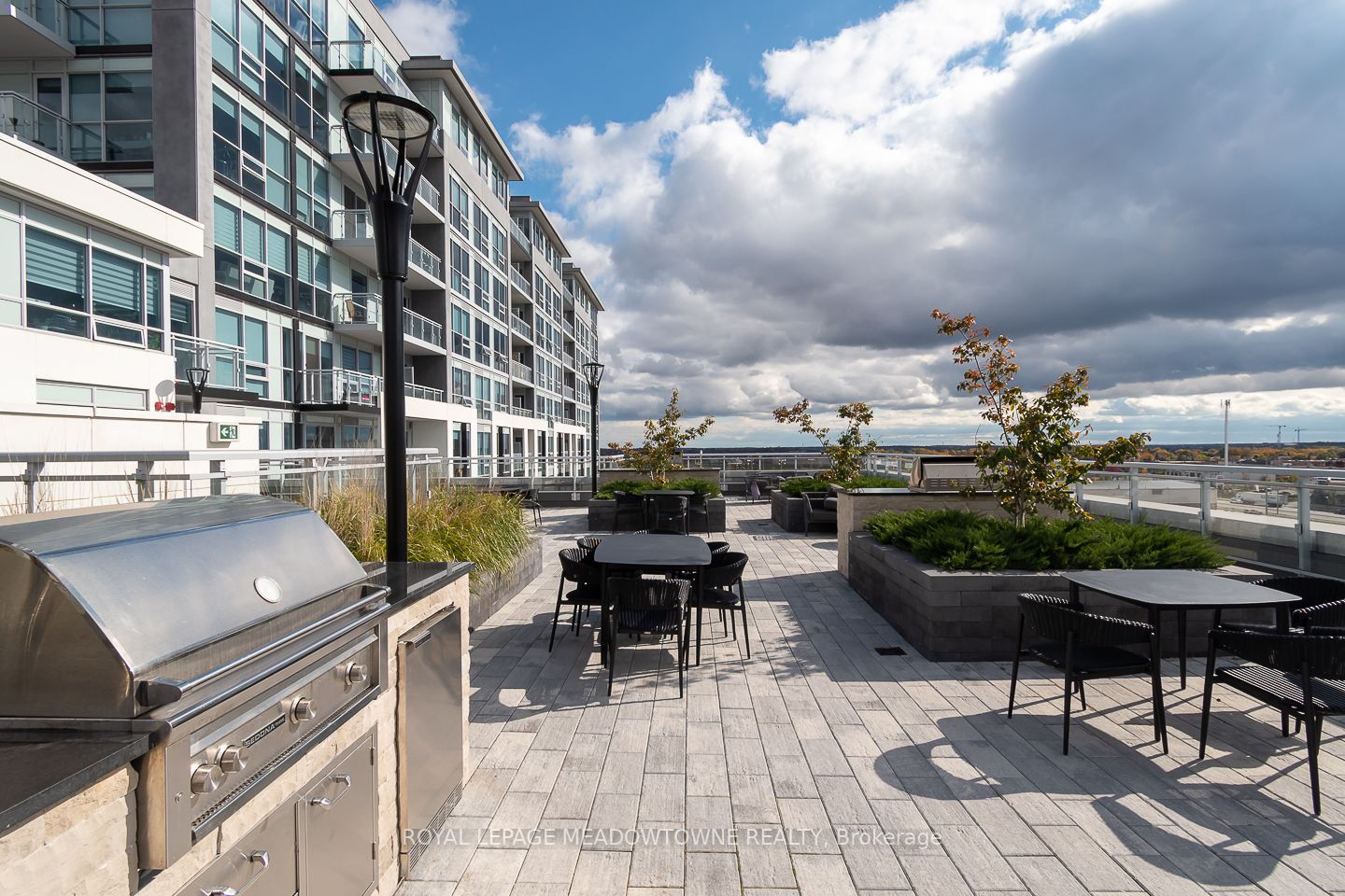 1050 Main Street E, #603