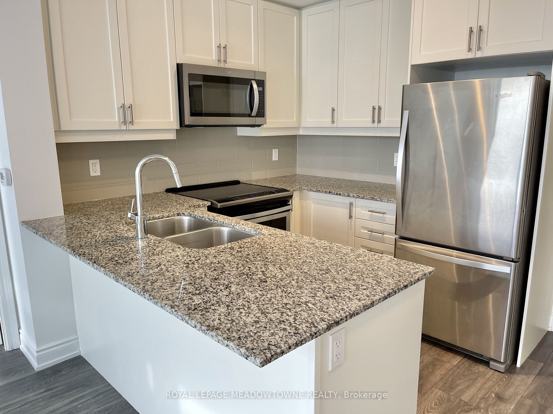 1050 Main Street E, #603