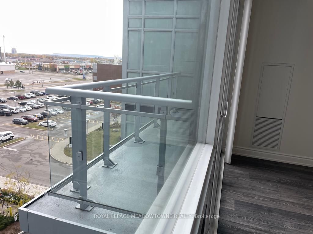 1050 Main Street E, #603