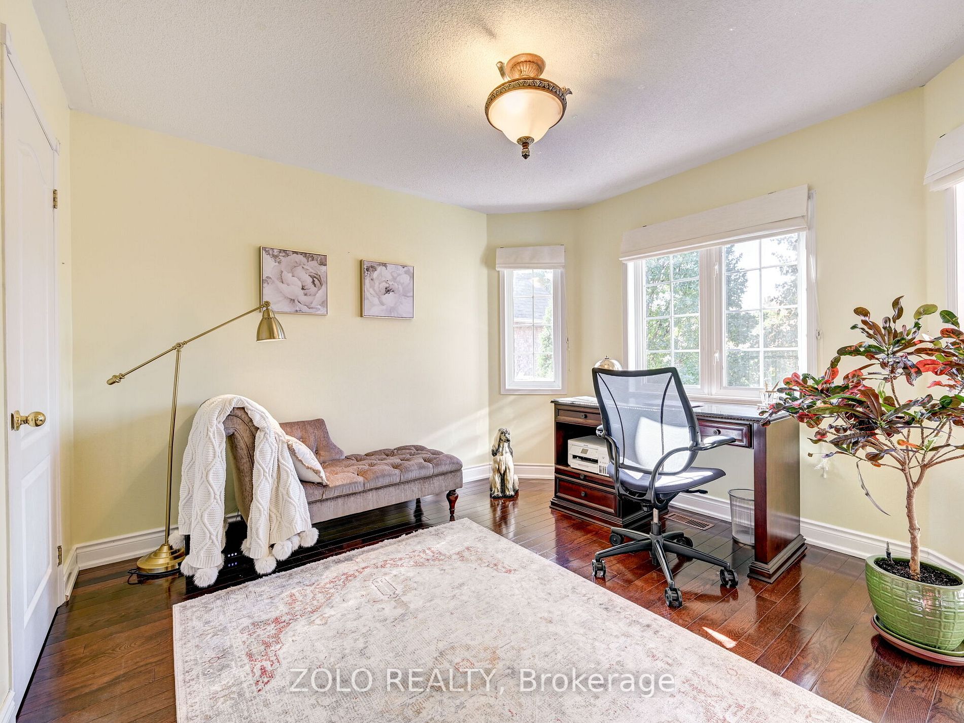 2375 East Gate Cres
