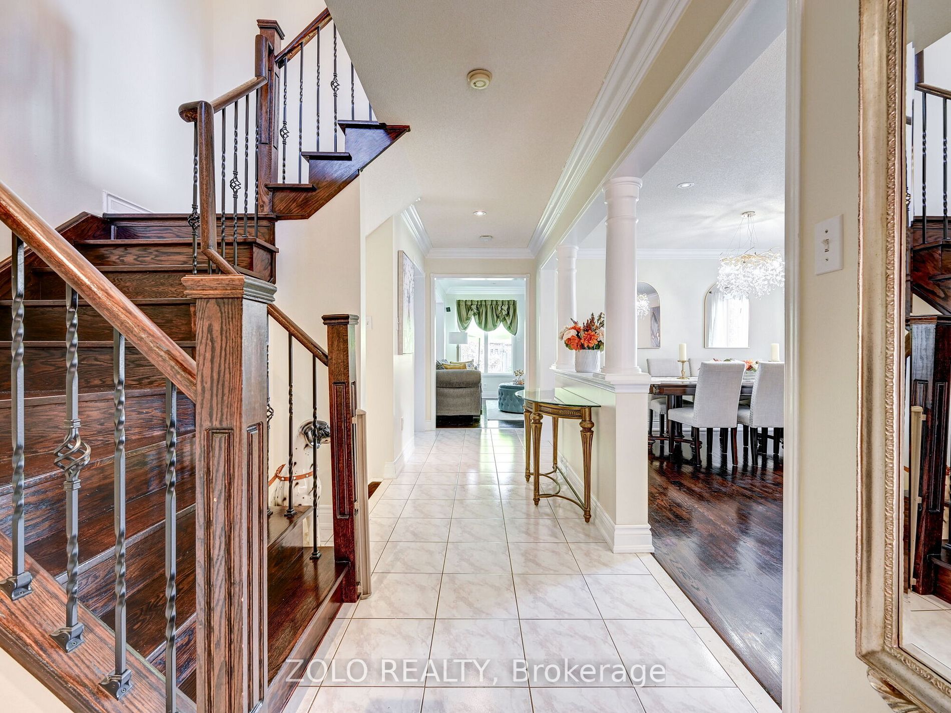 2375 East Gate Cres