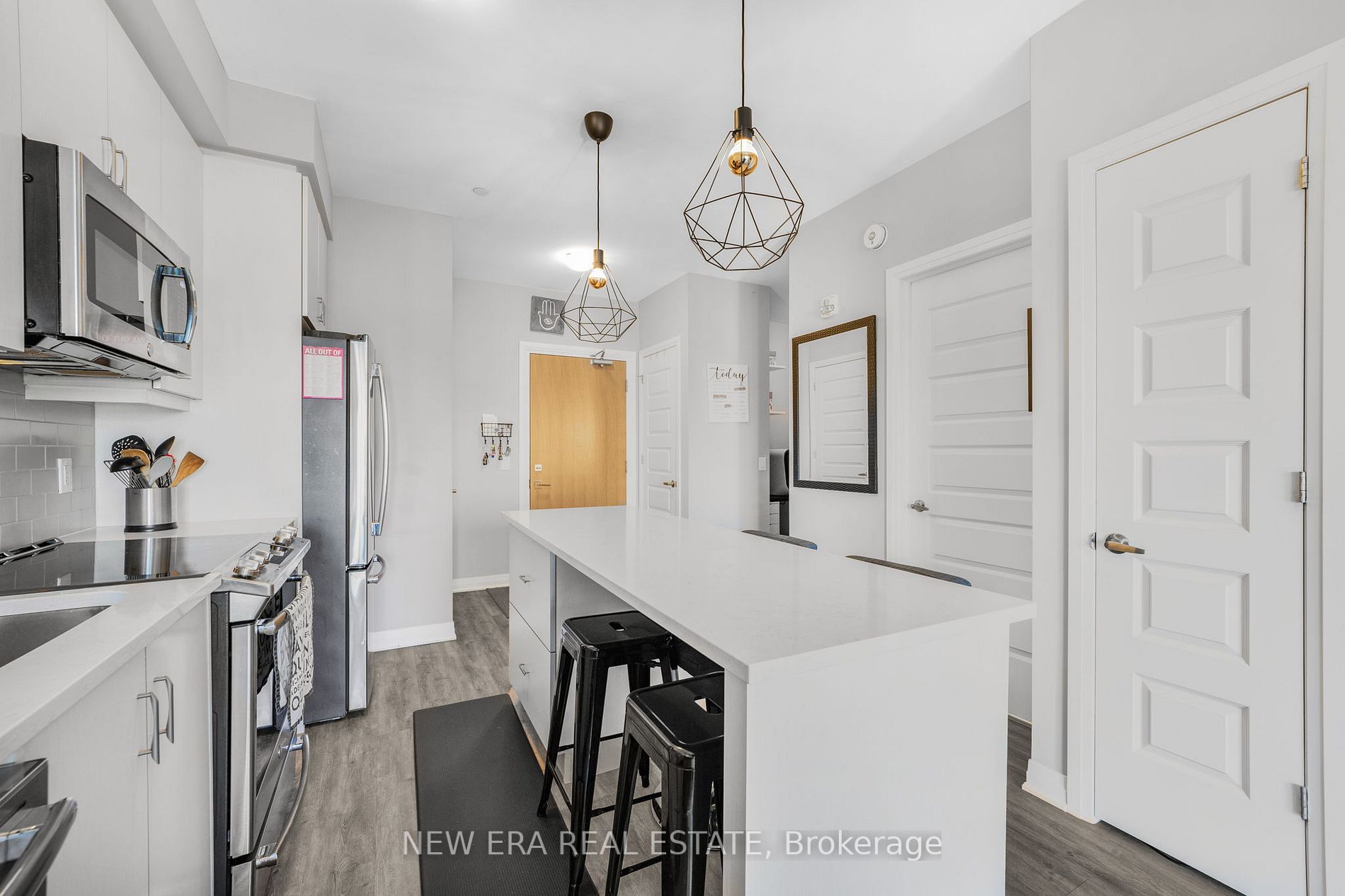 128 Grovewood Common, #408