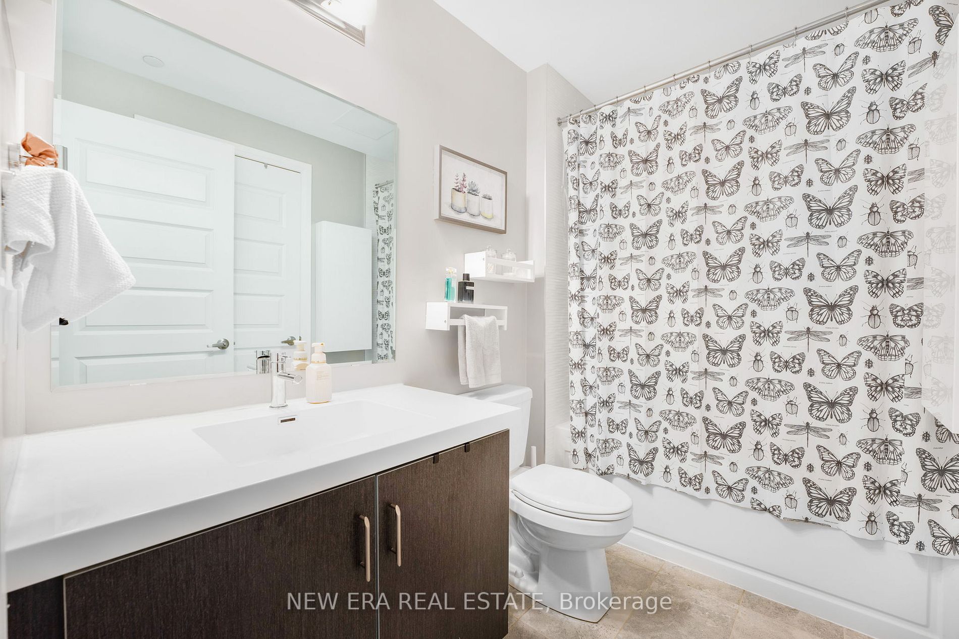 128 Grovewood Common, #408