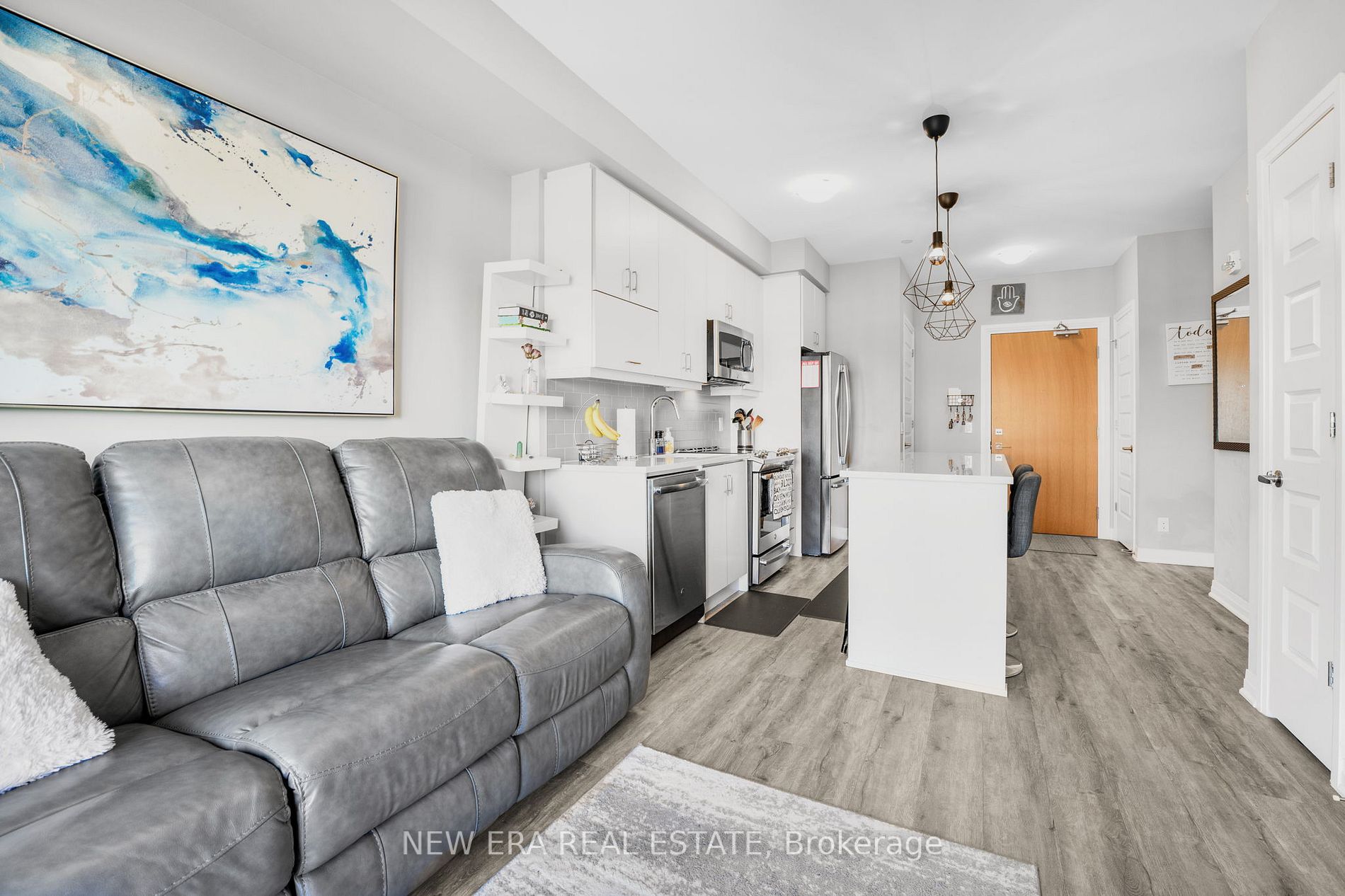 128 Grovewood Common, #408