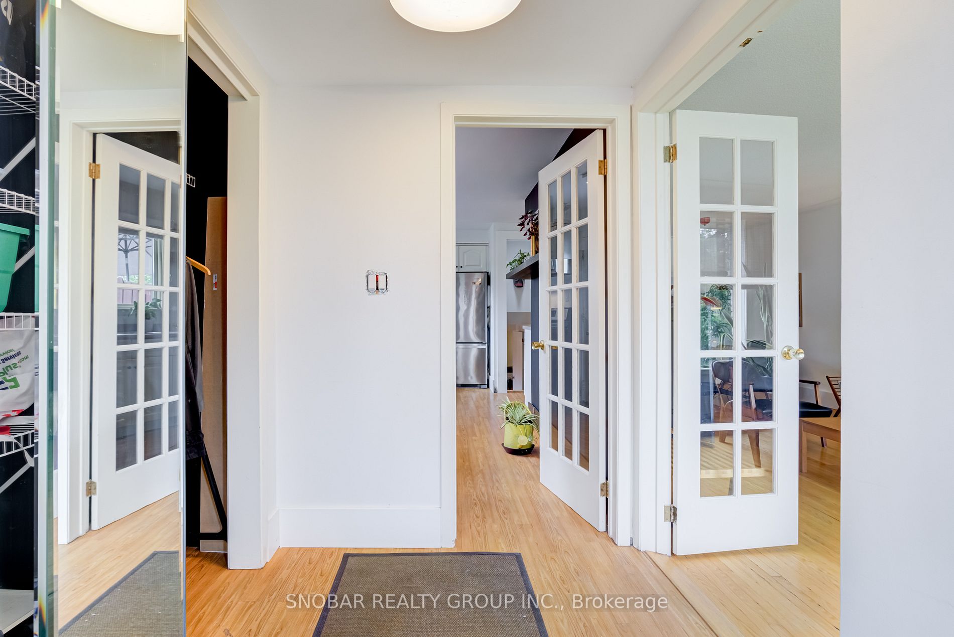 3424 Ellengale Dr