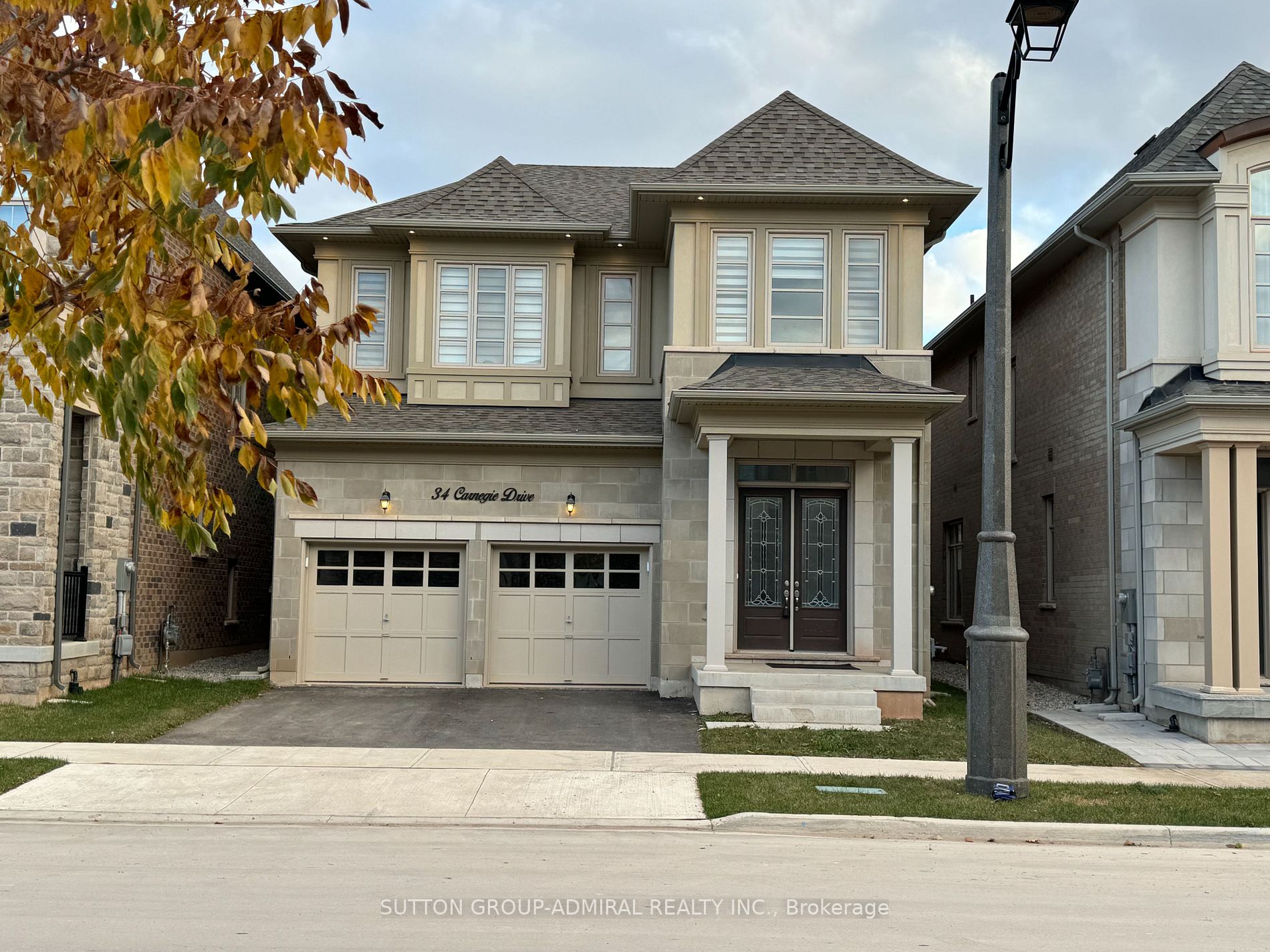 34 Carnegie Dr