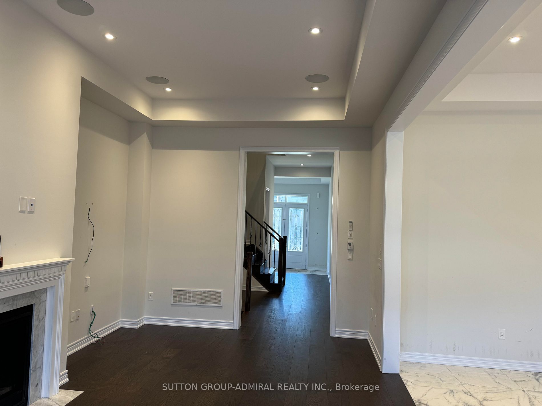 34 Carnegie Dr