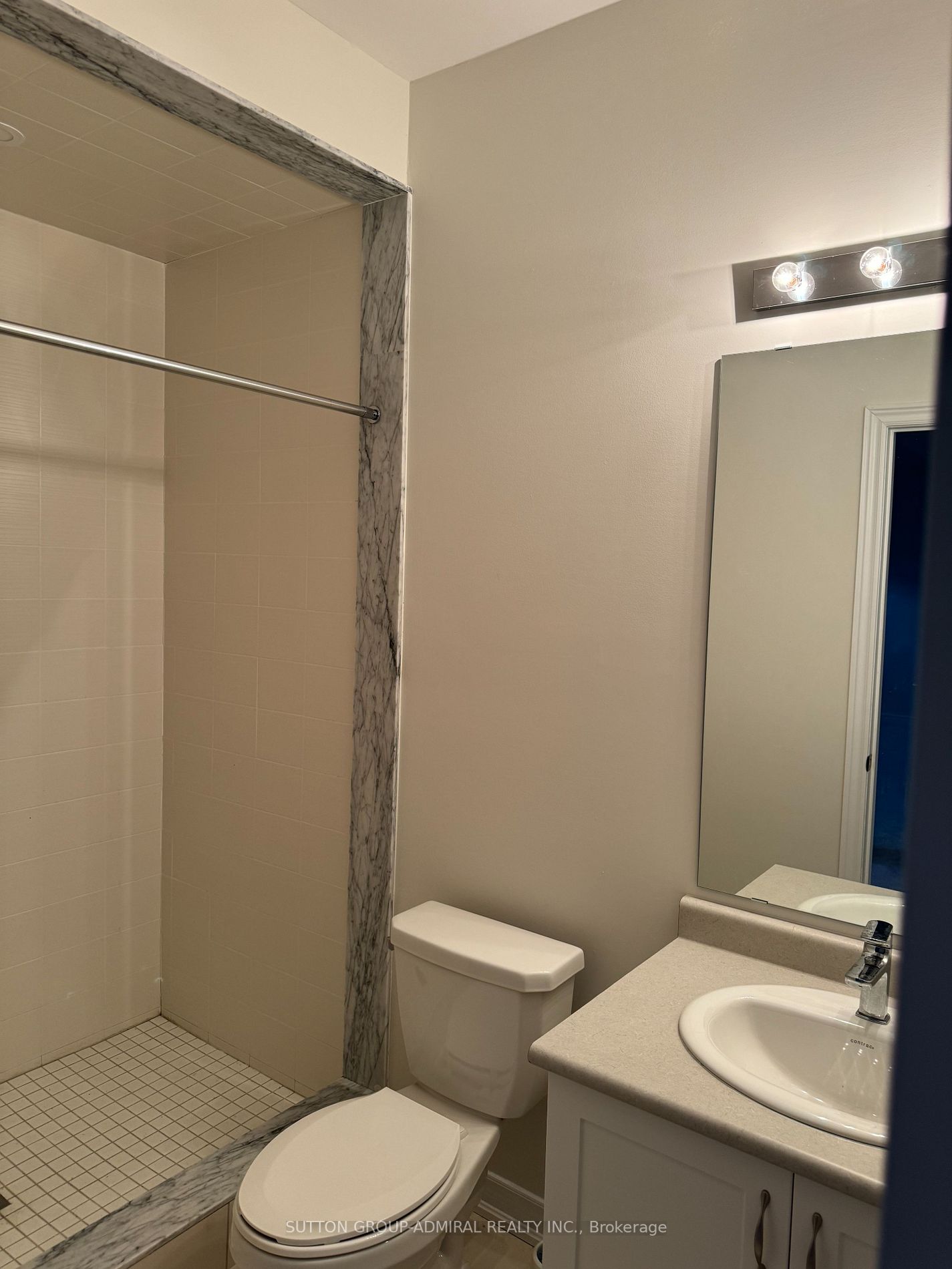 34 Carnegie Dr
