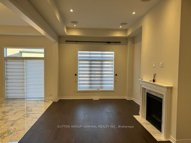 34 Carnegie Dr