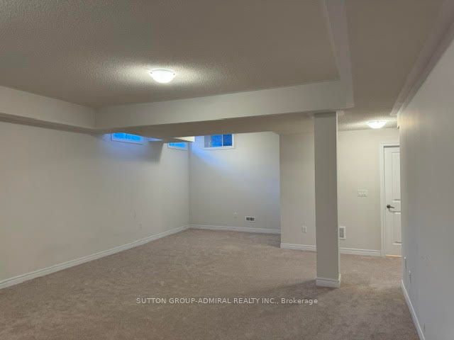 34 Carnegie Dr