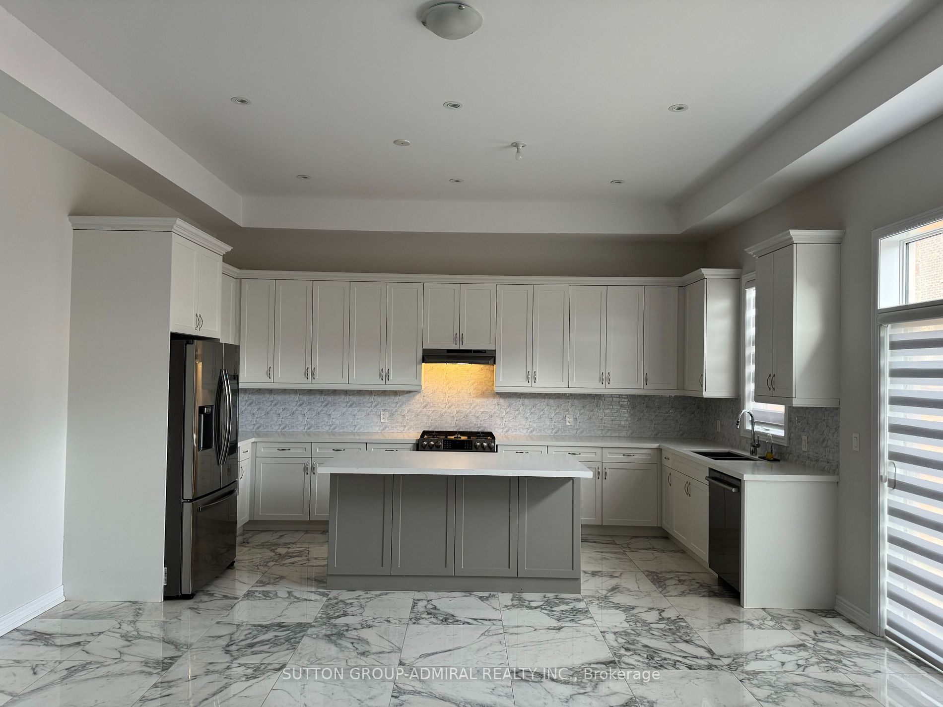 34 Carnegie Dr