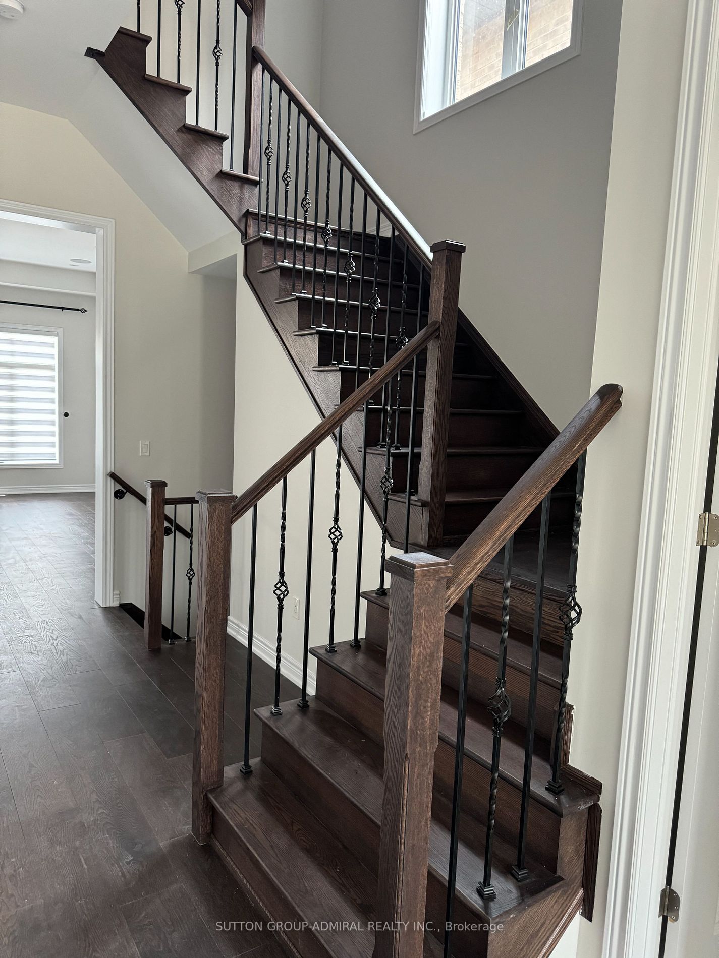 34 Carnegie Dr
