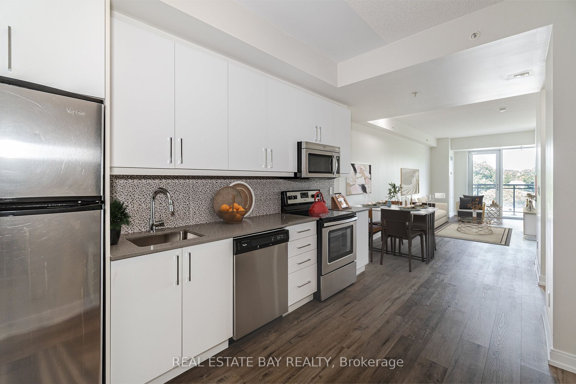 760 The Queensway, #504
