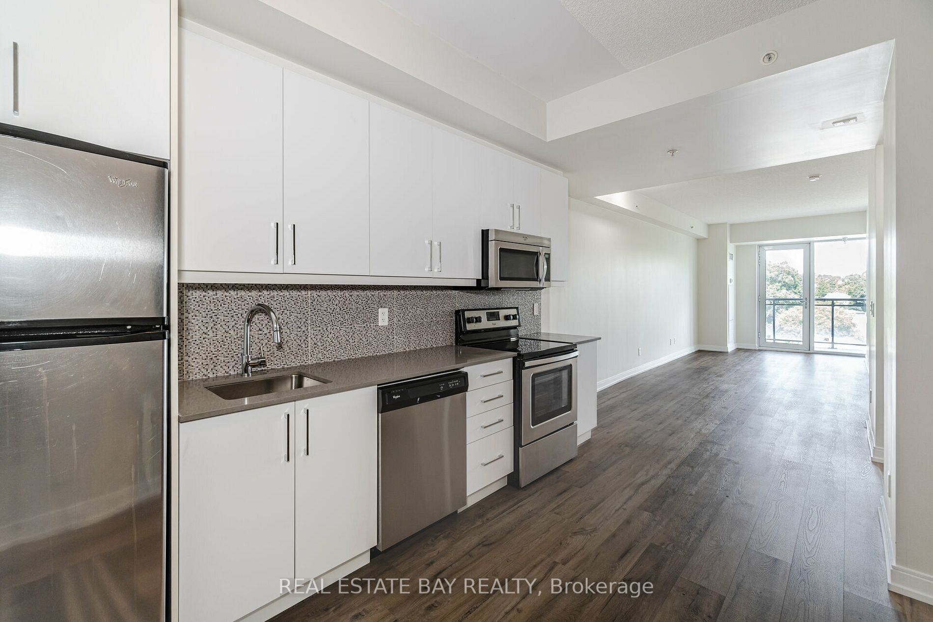 760 The Queensway, #504