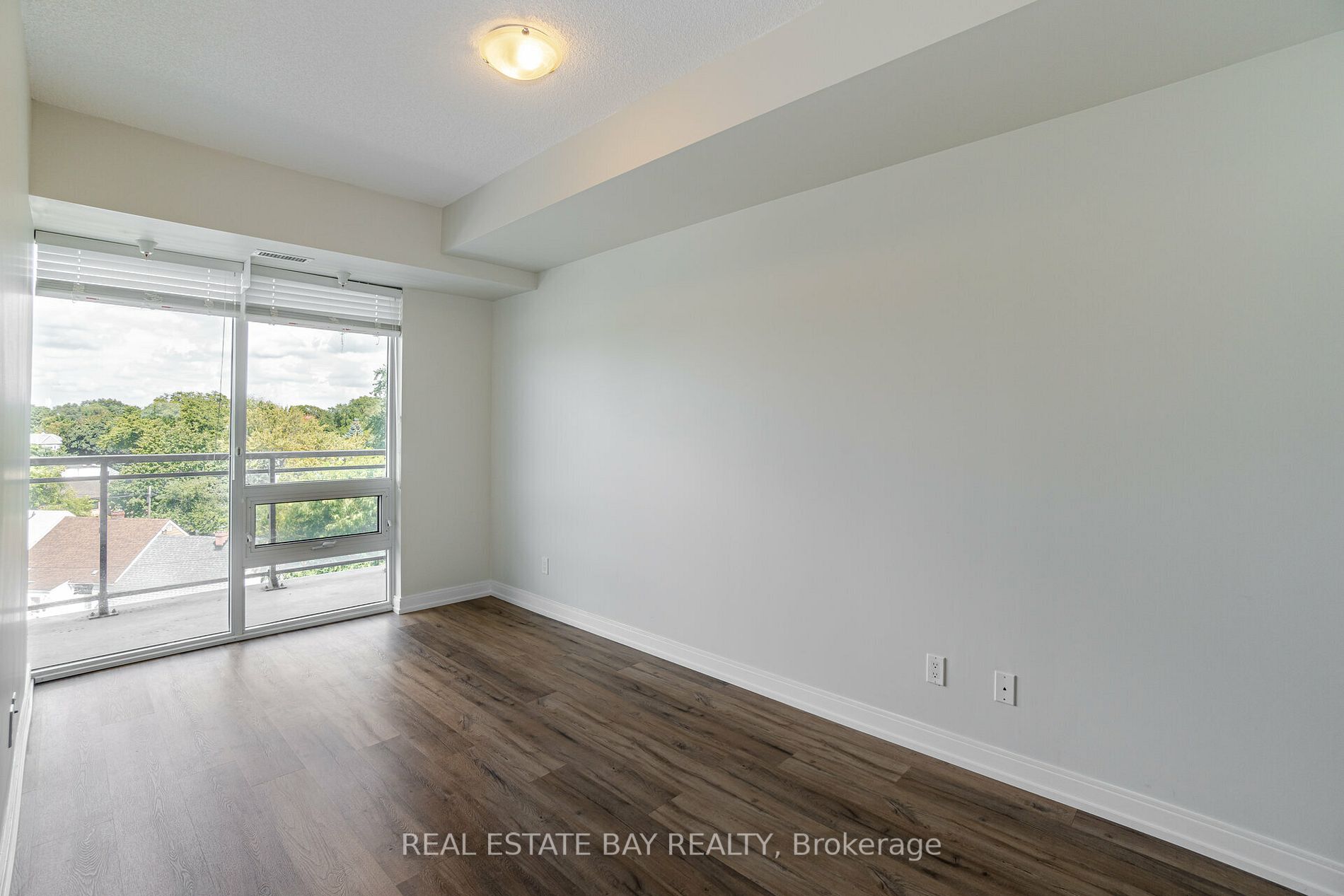 760 The Queensway, #504