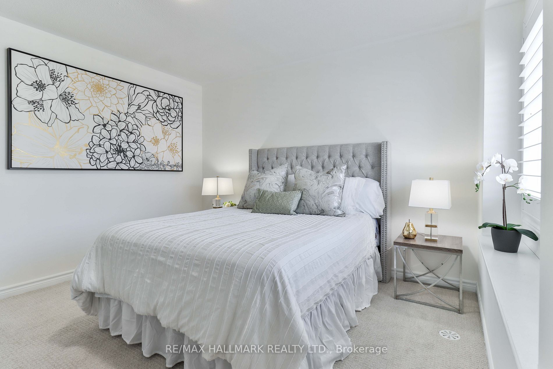 59 Metro Cres