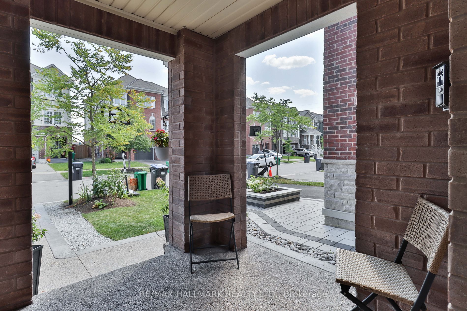 59 Metro Cres