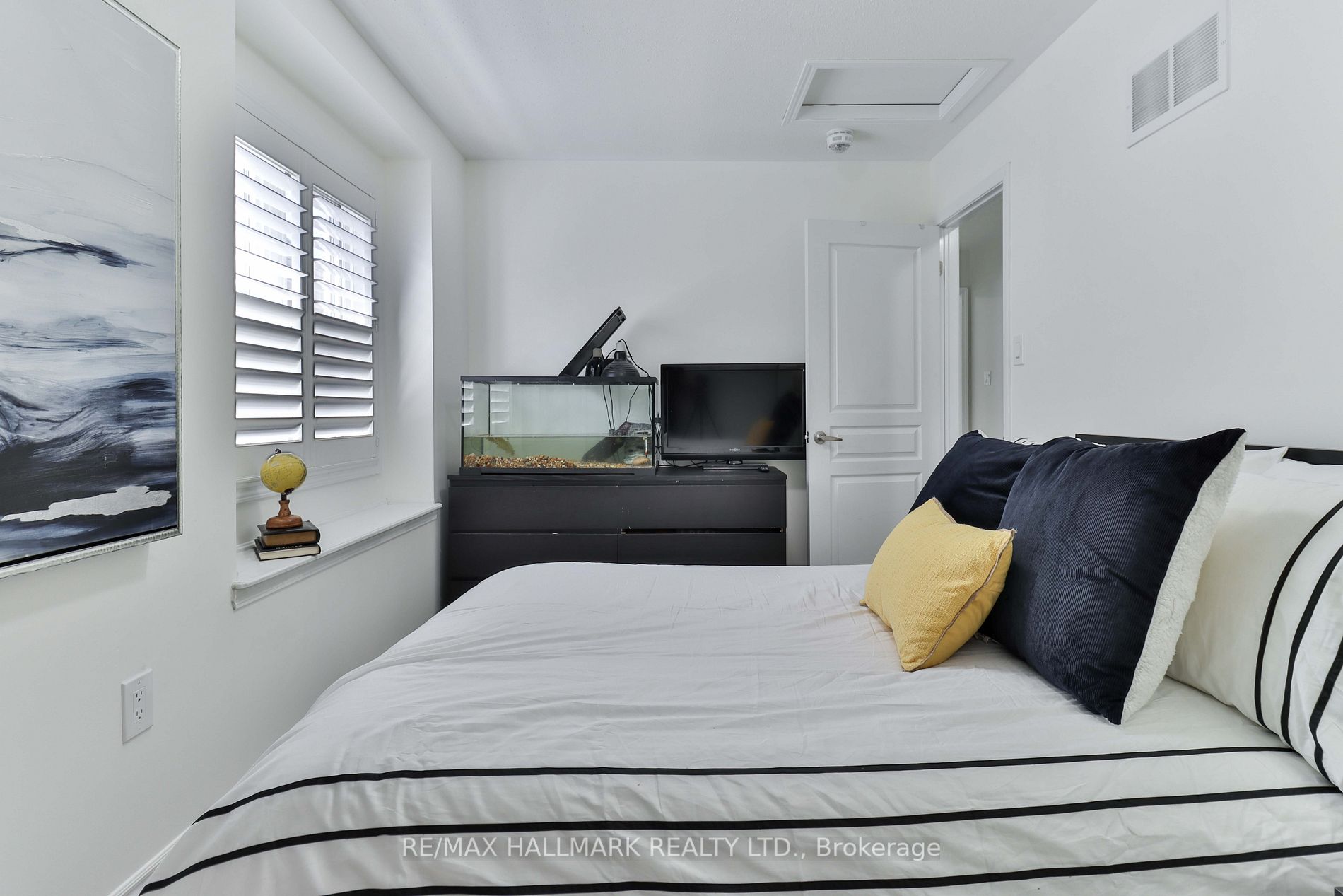 59 Metro Cres