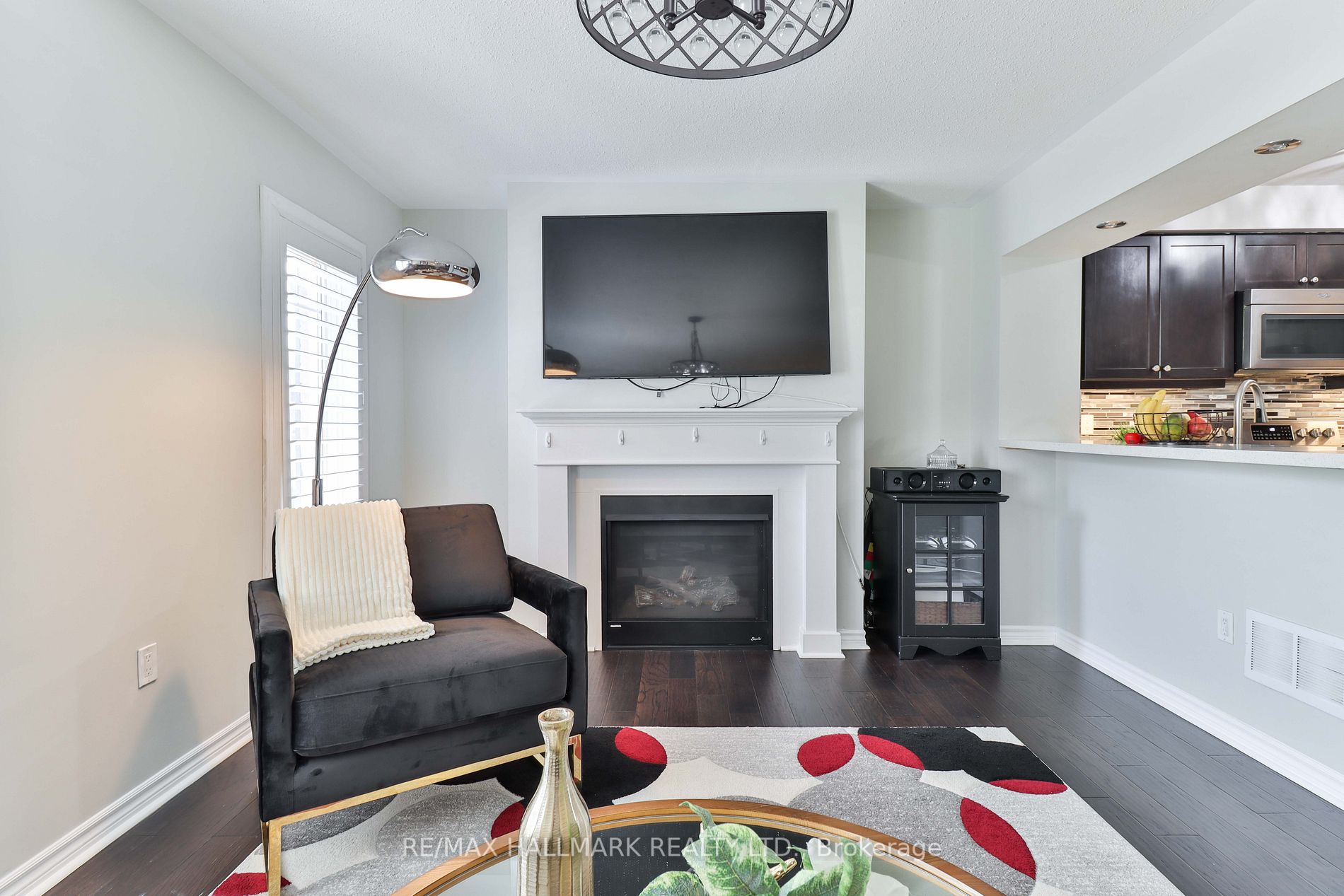 59 Metro Cres