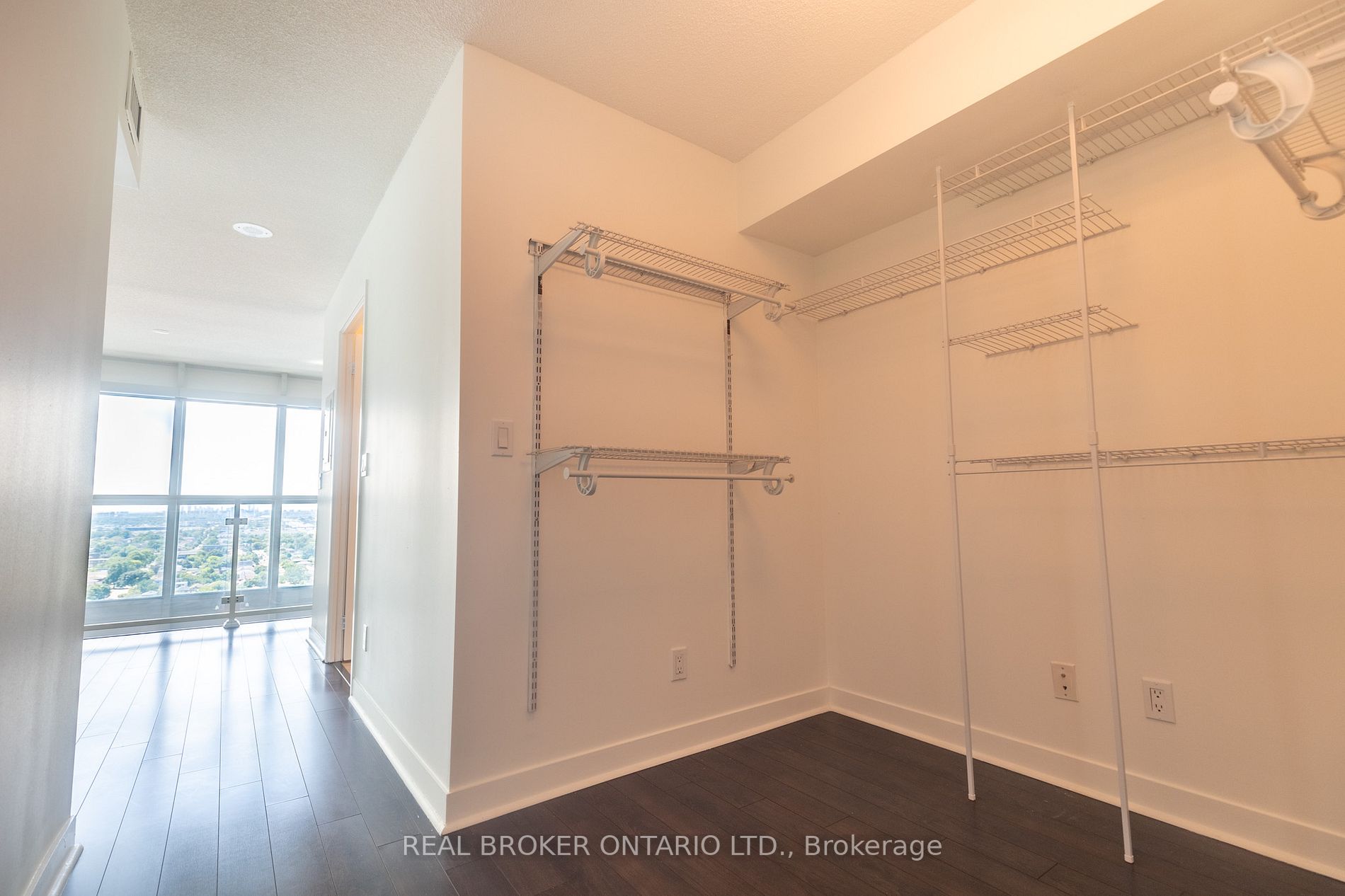 155 Legion Rd N, #2311