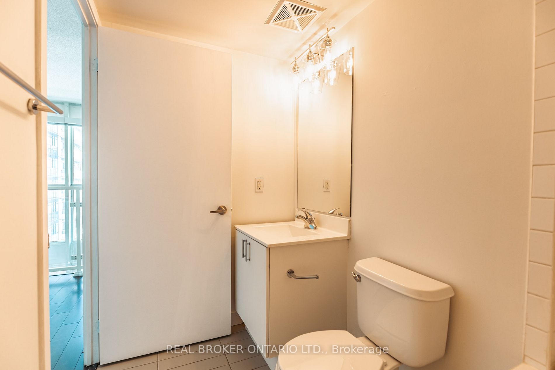 155 Legion Rd N, #2311