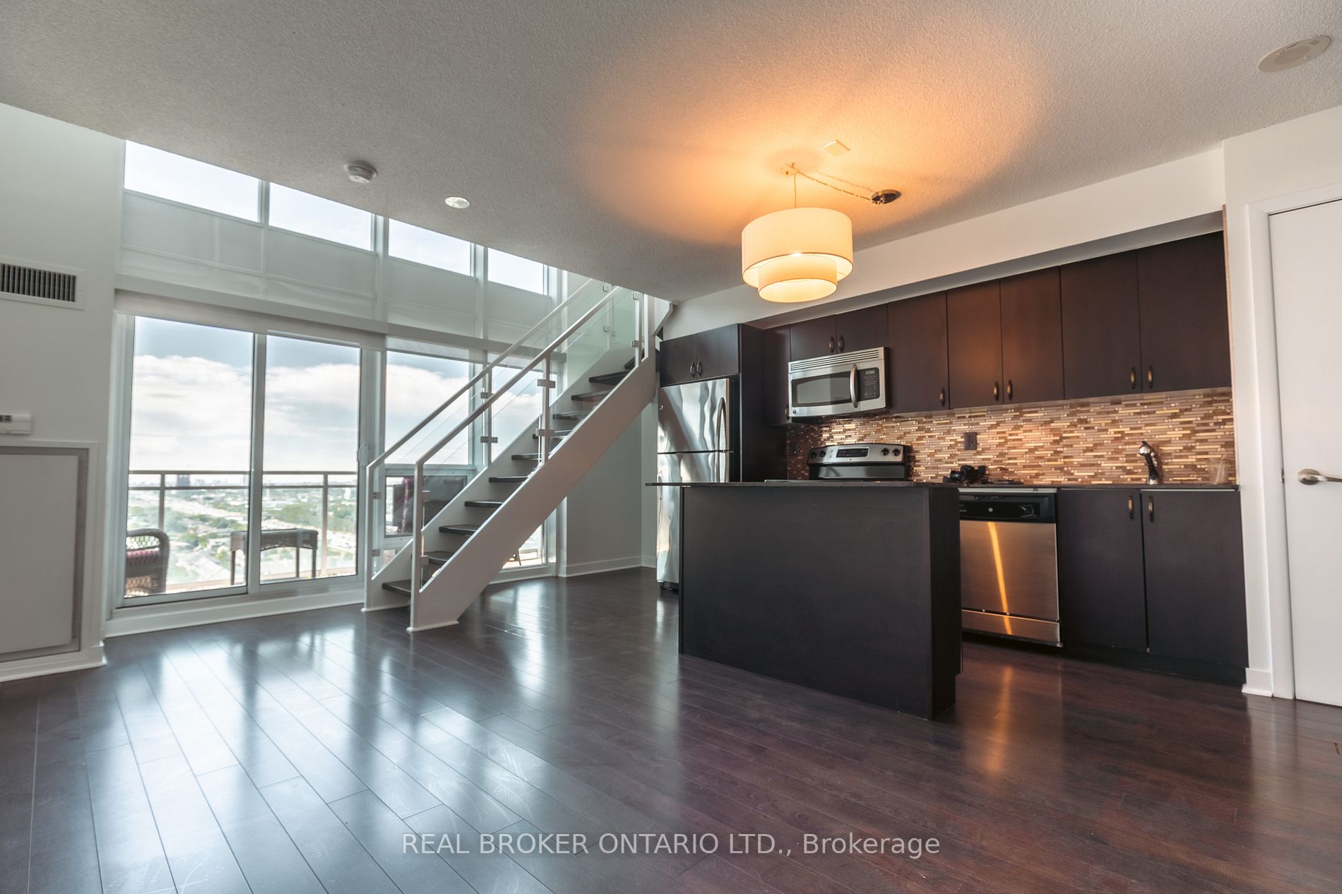 155 Legion Rd N, #2311