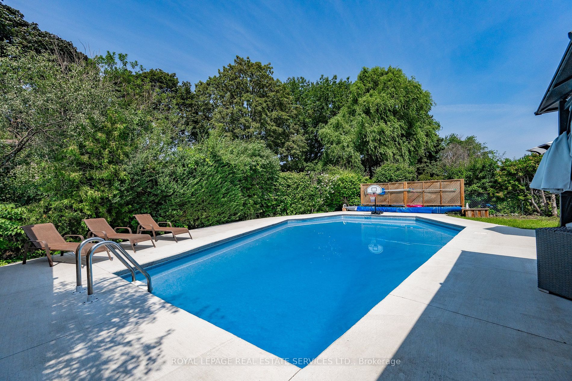 36 Erindale Cres